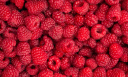 5 loại tr&#225;i c&#226;y m&#224;u đỏ gi&#250;p bảo vệ tim mạch một c&#225;ch tự nhi&#234;n