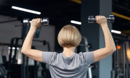 Th&#243;i quen 5 ph&#250;t trước khi ngủ gi&#250;p tăng cường sức mạnh hơn tập thể dục buổi s&#225;ng