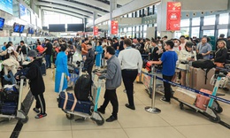 Sân bay Nội Bài và Tân Sơn Nhất đón lượng khách đạt đỉnh vào ngày cuối nghỉ Tết