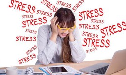 Căng thẳng, stress g&#226;y l&#227;o h&#243;a da như thế n&#224;o?