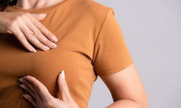 8 nguyên nhân tiềm ẩn gây đau núm vú và cách điều trị