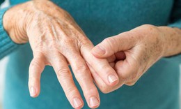 Liệt tay chân, yếu cơ do hội chứng Guillain- Barré