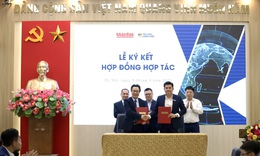 FPT Long Châu và Báo Nhân Dân hợp tác và phát triển bền vững vì sức khỏe người Việt