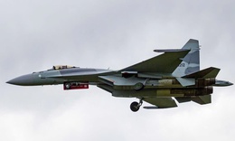 Hình ảnh vệ tinh hé lộ hoạt động chuyển giao Su-35 từ Nga sang Algeria