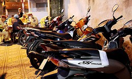 Dân nhậu nối đuôi sa lưới trên 'đường rút lui' quen thuộc