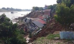 Hà Nội ban bố tình trạng khẩn cấp do sạt lở tại sông Đuống