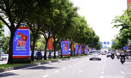 TPHCM rực rỡ sắc màu chào mừng ngày hội thống nhất