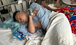 Sau va chạm giao thông, tài xế và phụ xe khách bị hành hung