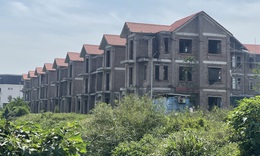Hà Nội: Loạt biệt thự triệu đô tại KĐT Phú Lương chưa có người ở