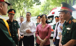 Bộ trưởng Đào Hồng Lan: ‘Đảm bảo an toàn sức khỏe cho người dân, chiến sĩ dự lễ 30/4 là nhiệm vụ rất vẻ vang’
