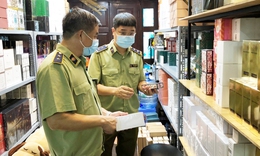 Cách phân biệt mỹ phẩm giả, mỹ phẩm ‘xịn’ bán trên các sàn thương mại điện tử