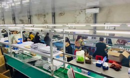 B&#237; mật xưởng lắp r&#225;p hơn 12.000 điện thoại TECNO lậu vừa được ph&#225;t hiện ở Lạng Sơn