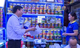Huế kiểm tra loạt cơ sở kinh doanh sữa, thực phẩm chức năng và bếp ăn tập thể