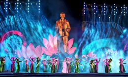 Tổng Bí thư Tô Lâm dự khai mạc Lễ hội Làng Sen và khánh thành tượng 'Bác Hồ về thăm quê'