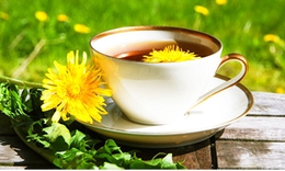 5 loại trà thảo dược giúp giảm mụn nhọt mùa nắng nóng