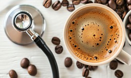 Người huyết áp cao có uống cà phê được không?