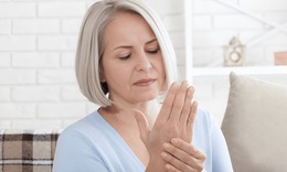 Lý do nam giới mắc gout cao gấp 10 lần nữ giới