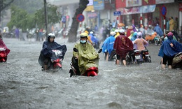 Hà Nội có thể mưa dông mạnh kèm lốc sét chiều tối nay