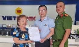 Hành động của cụ bà ở Hải Phòng khi nhận được 300 triệu chuyển khoản nhầm