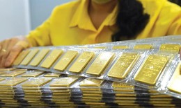 Giá vàng sẽ giảm sâu hàng chục triệu đồng mỗi lượng?