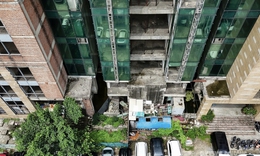 Cao ốc trăm tỷ ‘đắp chiếu’ gần 2 thập kỷ giữa Thủ đô