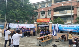 Hàng nghìn sinh viên tham gia 'tiếp sức mùa thi' ở TPHCM