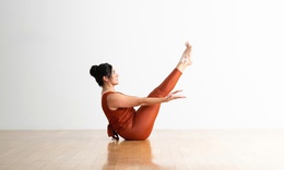 6 tư thế yoga giúp làm săn chắc cơ bụng