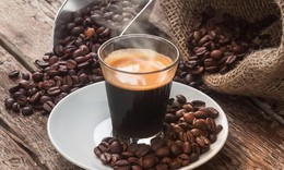 Mắc viêm khớp dạng thấp có uống được cà phê?