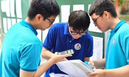Hàng vạn thí sinh vượt ‘cửa ải’ cuối của kỳ thi vào lớp 10 ở Hà Nội