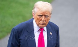 Tổng thống Mỹ Donald Trump bị suy tĩnh mạch