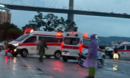 Bộ Y tế đề nghị tập trung tối đa điều trị cho nạn nh&#226;n vụ lật t&#224;u du lịch tại Quảng Ninh