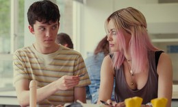 Xem phim Sex Education 3 lần trong đ&#234;m gi&#250;p thay đổi cuộc đời bất hạnh th&#224;nh may mắn
