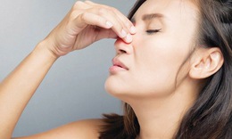 Vi&#234;m mũi dị ứng m&#249;a mưa