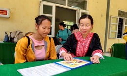 Vai trò không thể thay thế của cô đỡ thôn bản trong chăm sóc sức khỏe bà mẹ, trẻ em vùng khó khăn
