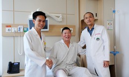 Bay từ Mỹ về Việt Nam thay khớp gối, người đàn ông thoát khỏi cảnh đau khớp gối suốt 5 năm