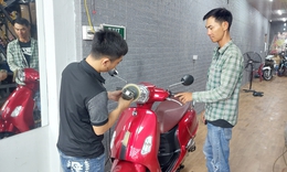 ‘Công thức hỗ trợ’ của ông chủ cửa hàng xe cũ dành cho sinh viên nhập học tại TPHCM