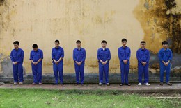 Khoe nhẫn kim cương giả, đồng hồ &#39;mỹ k&#253;&#39; để lừa h&#224;ng ngh&#236;n người tham gia đầu tư tiền ảo

