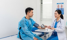 Vì sao đàn ông trẻ ít tiêm phòng và khám định kỳ?