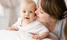[Infographic] V&#236; sao mẹ &#237;t sữa v&#224; c&#225;ch khắc phục đơn giản để sữa về nhiều hơn