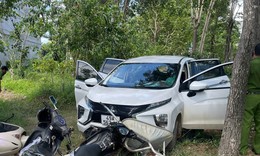 Khống chế 4 đối tượng nghi sử dụng ma túy, cố thủ trong xe ô tô