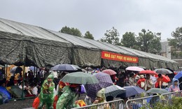 Cận cảnh nhà bạt dã chiến sẵn sàng phục vụ người dân xem A80