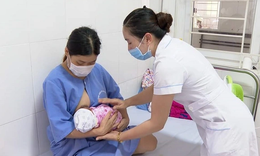 Làm mẹ an toàn giúp cả mẹ và bé khỏe mạnh