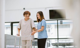 Chăm s&#243;c bệnh nh&#226;n đột quỵ n&#227;o