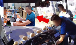 Đã xác minh được danh tính tài xế ô tô lao lên xe khách rút chìa khóa rồi bỏ đi