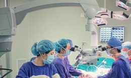 Đau lo&#233;t v&#249;ng miệng kh&#244;ng đi kh&#225;m, người đ&#224;n &#244;ng phải cắt bỏ to&#224;n bộ lưỡi v&#236; ung thư