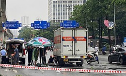 H&#224; Nội: Người phụ nữ tử vong thương t&#226;m dưới gầm xe tải sau va chạm giao th&#244;ng