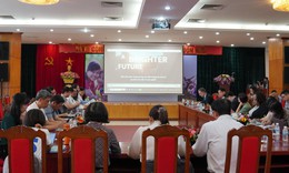 Câu chuyện về người phụ nữ vùng cao đi hơn 15 km đến trạm y tế và cam kết mạnh mẽ của Việt Nam