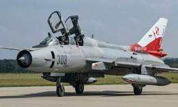 Ba Lan cho huyền thoại cường kích cánh cụp Su-22 Fitter 'về hưu'