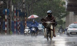 Rãnh áp thấp gây mưa dông diện rộng cho nhiều tỉnh thành Nam Bộ