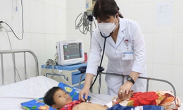 Cứu sống bệnh nhi 8 tuổi bị hóc dị vật đường thở
